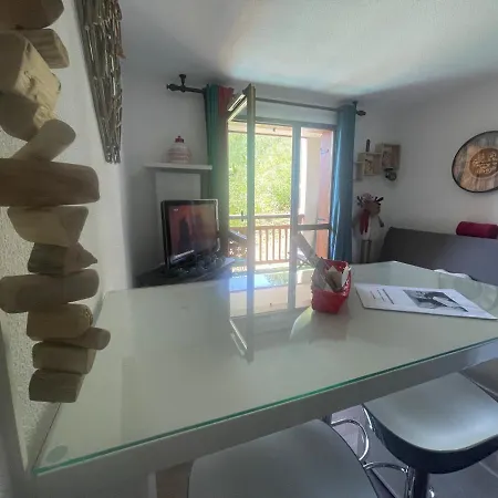 Le C94 Apartman *
